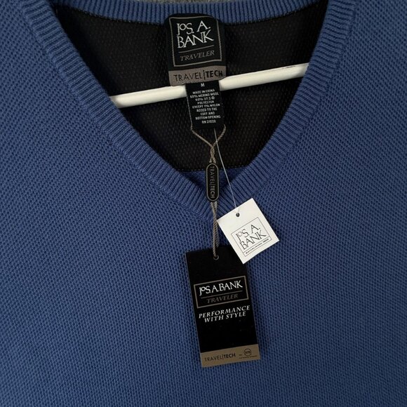 NWT JOS. A. BANK Blue V Neck Knit Sweater Medium Wool Blend Travel Tech Men - Picture 7 of 13